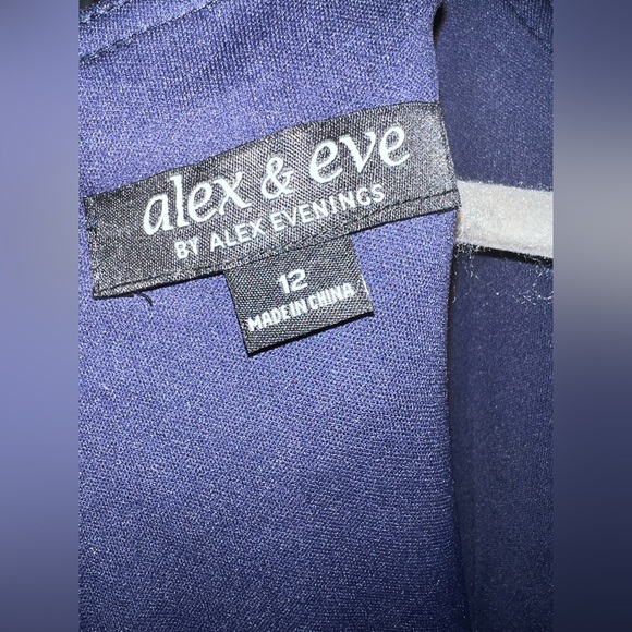 Alex & Eve by Alex Evenings Fully Lined Navy Floral Sleeveless Maxi & Satin Tie - Picture 5 of 7